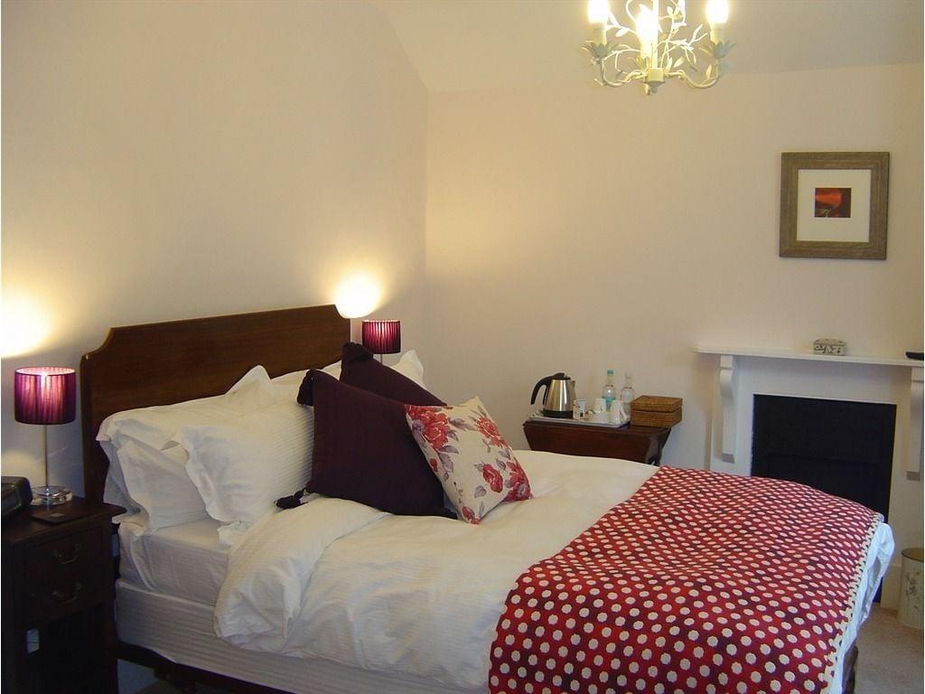 Отель Edgcott House Exford Экстерьер фото